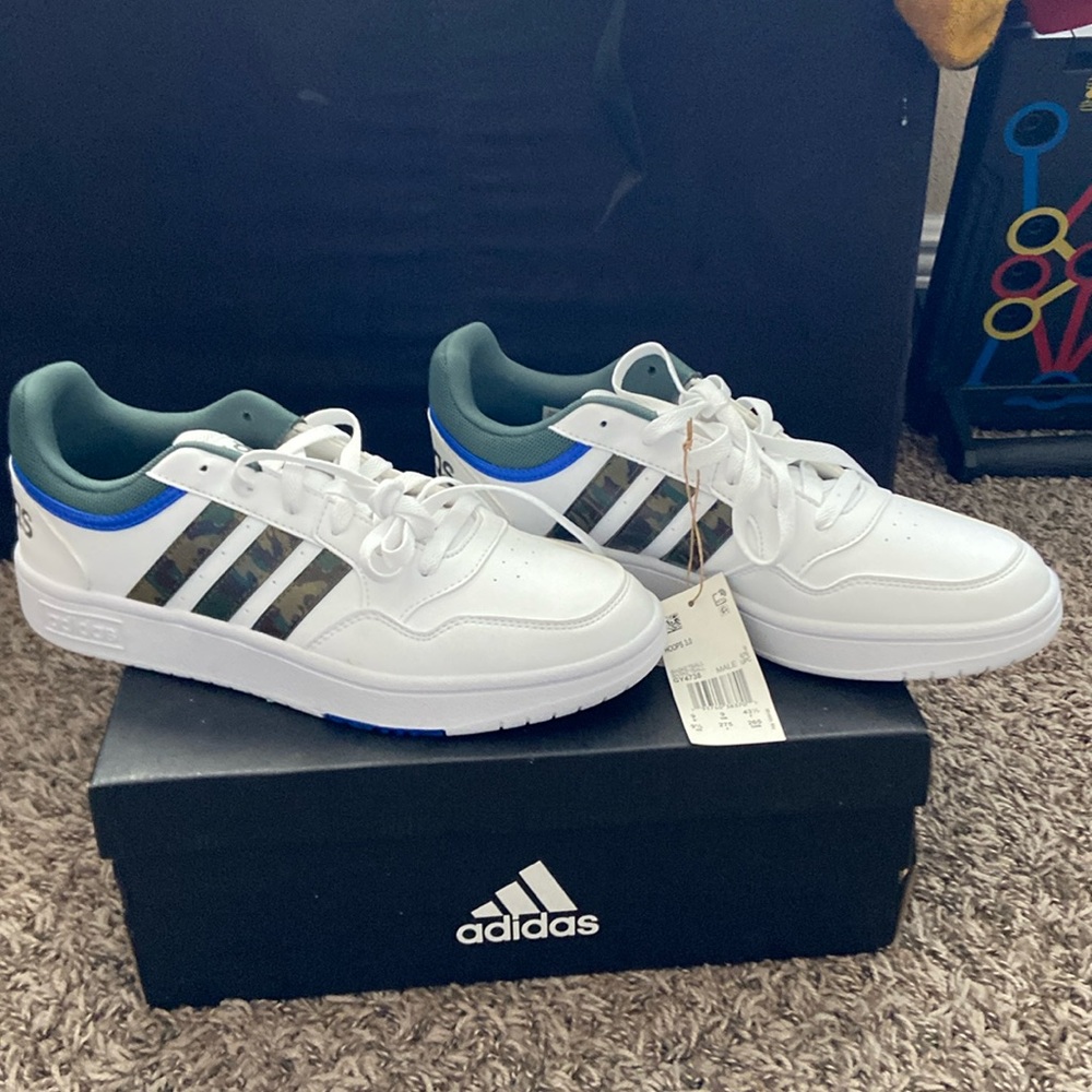 Adidas Men Hoops 3.0